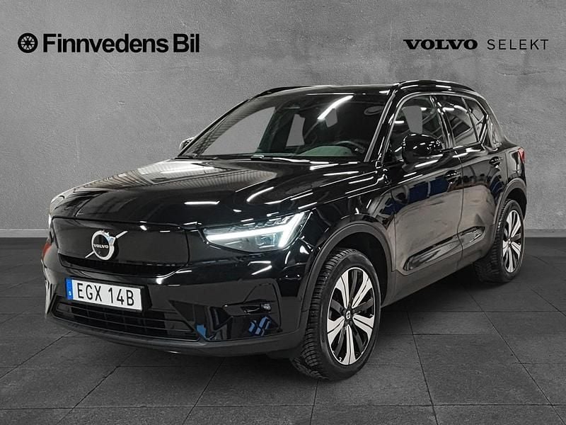 Begagnad Volvo XC40 Ultimate 175 kW (238 HK) 2022 Svart SUV