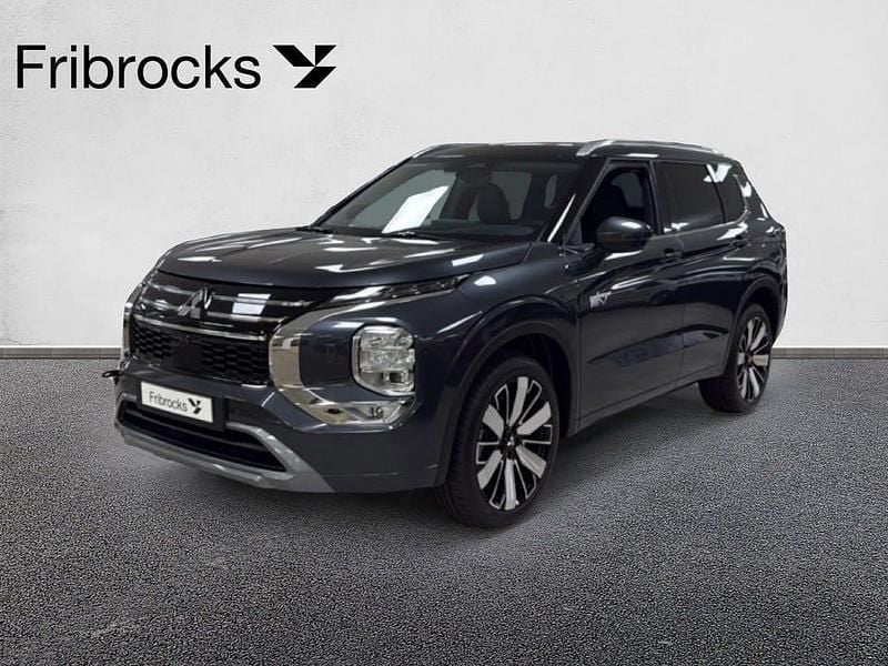 Ny Mitsubishi Outlander Edition 136 HK (100 kW) 2025 Graphite grey with black roof SUV