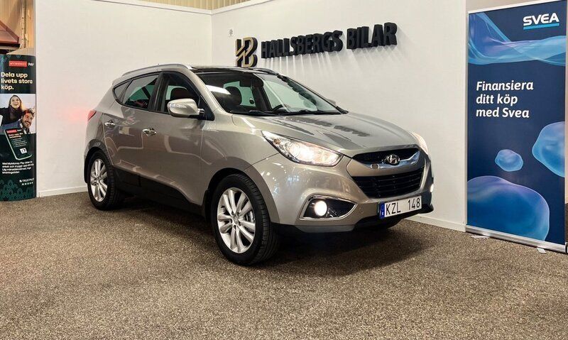 Silver Begagnad 2010 Hyundai ix35 SUV | 99 800 kr (Marknadspris) - Bild 1/4