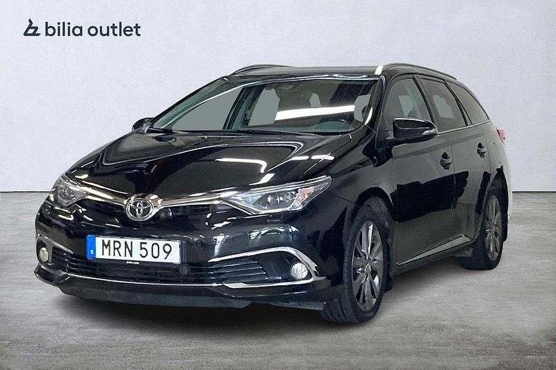 Svart Begagnad 2015 Toyota Auris Multidrive S Kombi | 109 900 kr (Marknadspris) - Bild 1/3