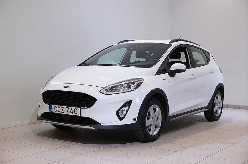 Vit Begagnad 2020 Ford Fiesta Active Halvkombi | 169 900 kr (Dyr) - Bild 1/4