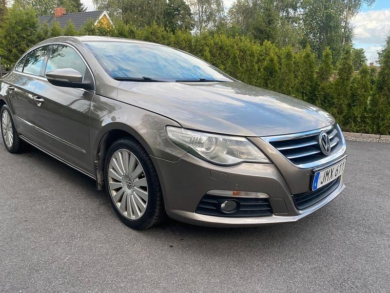 Ljusbrun (brun) Begagnad 2009 VW CC Sedan | 39 900 kr (Marknadspris) - Bild 1/4