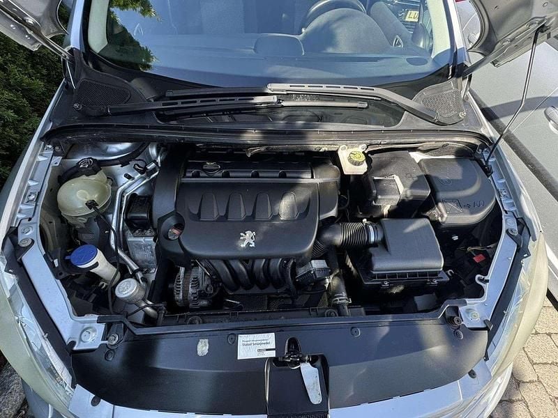 Grå Begagnad 2005 Peugeot 307 Kombi | 19 000 kr (Bra pris) - Bild 1/4