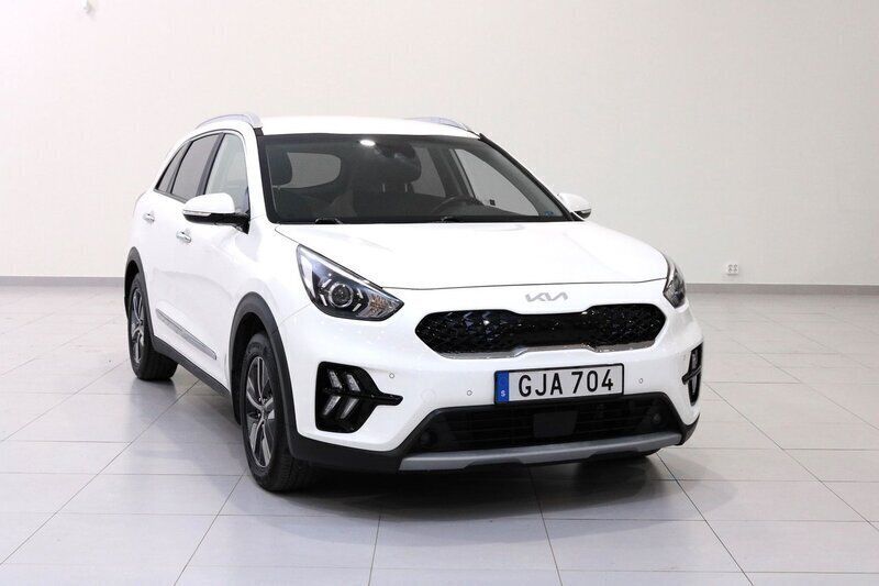 Vit Begagnad 2021 Kia Niro Advance SUV | 179 900 kr - Bild 1/4