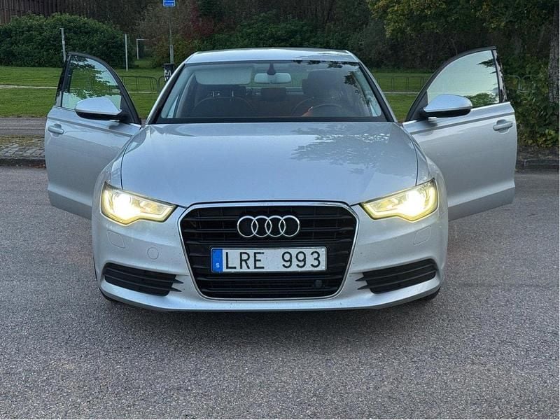 Silver Begagnad 2011 Audi A6 Proline Sedan | 76 000 kr (Bra pris) - Bild 1/4