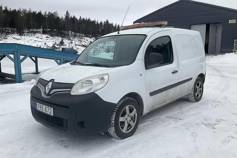 Begagnad Renault Kangoo 75 HK (55 kW) 2015 Vit Minibuss
