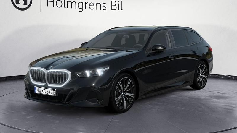 Ny BMW 530 Comfort Edition 2026 Svart Kombi