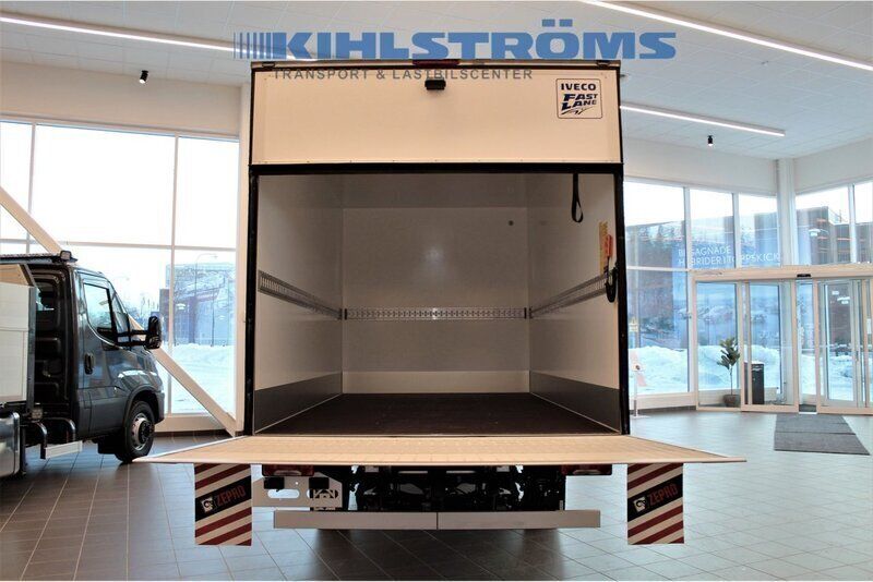 Ny Iveco Daily 176 HK (129 kW) 2025 Vit Van