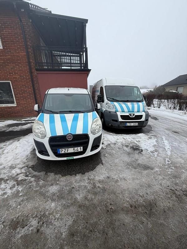 Begagnad Fiat Doblò 90 HK (66 kW) 2014 Minibuss