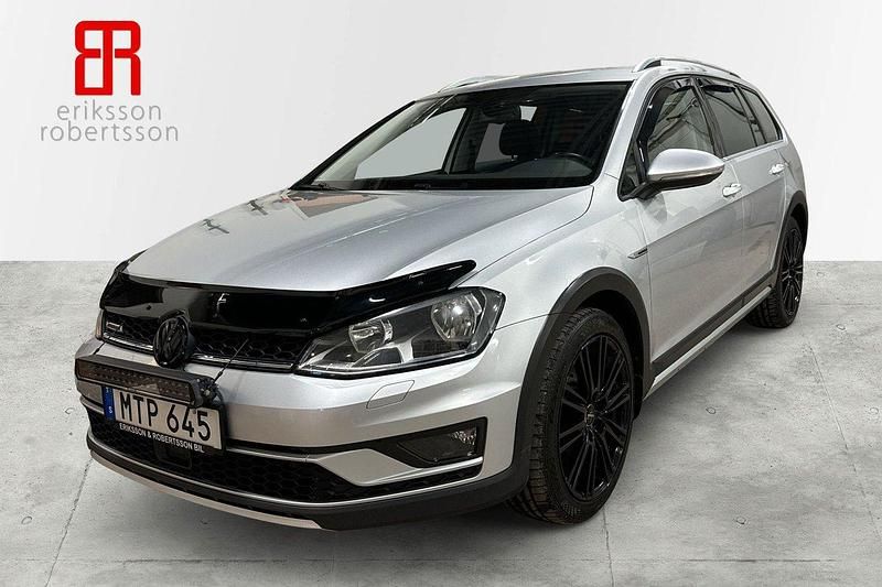 Silver Begagnad 2016 VW Golf Alltrack Kombi | 179 900 kr (Lite dyr) - Bild 1/4