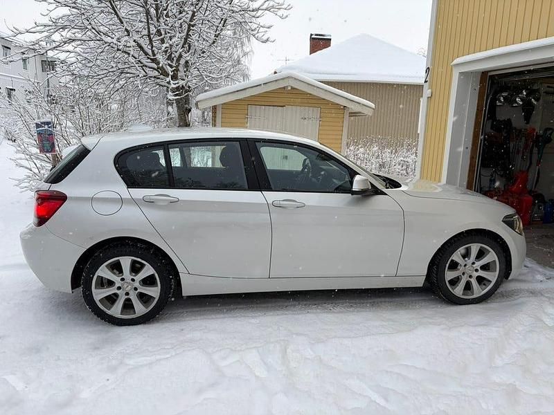 Begagnad BMW 118 143 HK (105 kW) 2013 Halvkombi