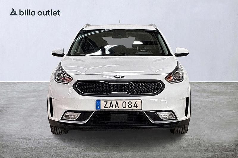 Begagnad Kia Niro Advance 141 HK (103 kW) 2017 Vit SUV