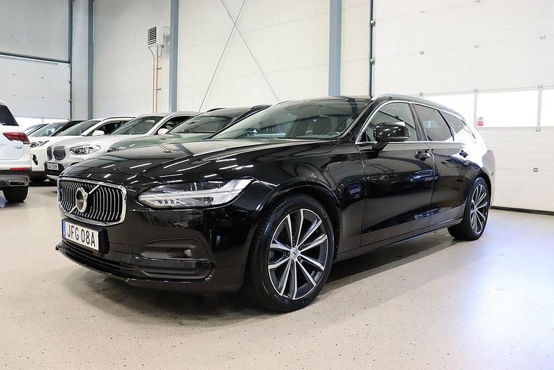 Svart Begagnad 2020 Volvo V90 Momentum Kombi | 338 900 kr (Lite dyr) - Bild 1/4