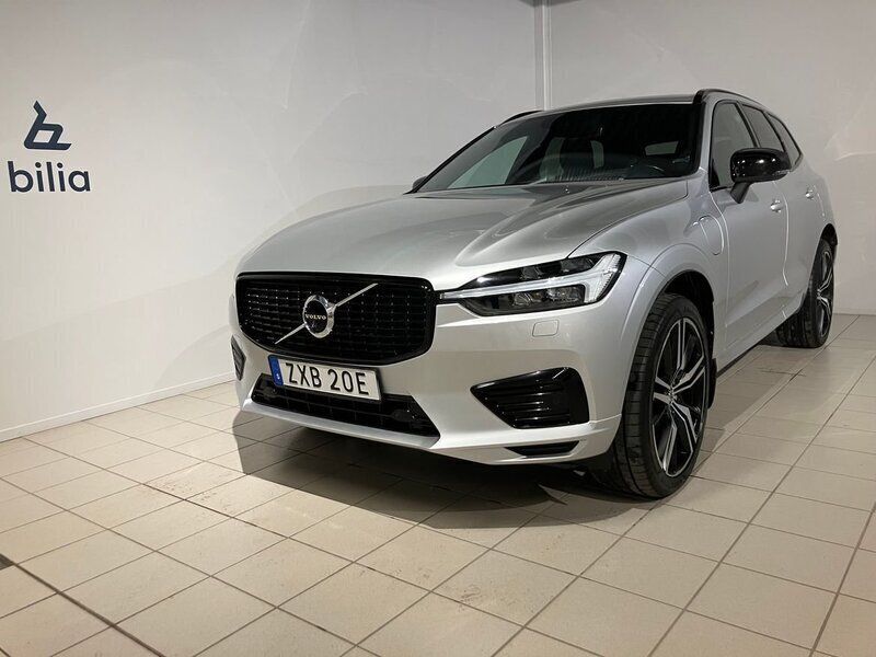 Silver Begagnad 2021 Volvo XC60 R-Design SUV | 439 900 kr (Marknadspris) - Bild 1/3