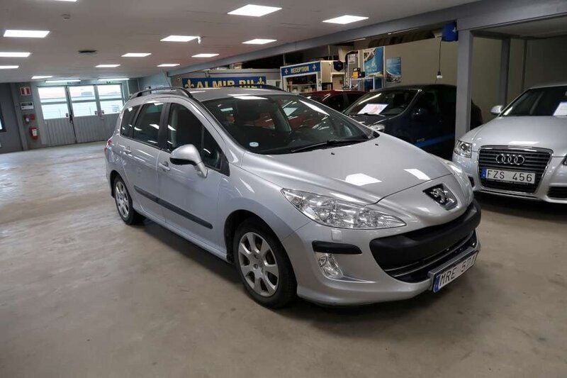 Ljusgrå Begagnad 2011 Peugeot 308 Kombi | 59 900 kr (Marknadspris) - Bild 1/4