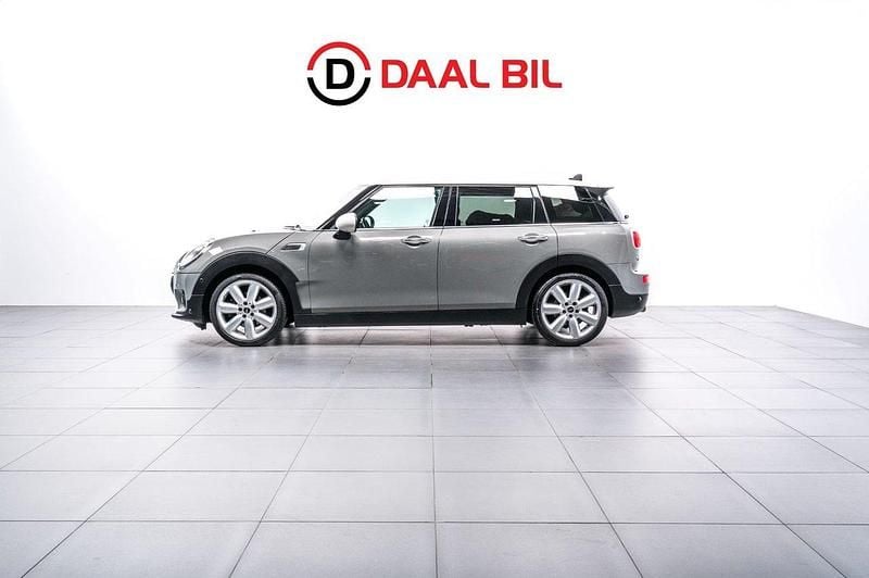 Grå Begagnad 2017 Mini Cooper D Clubman Pepper Kombi | 189 700 kr (Marknadspris) - Bild 1/4