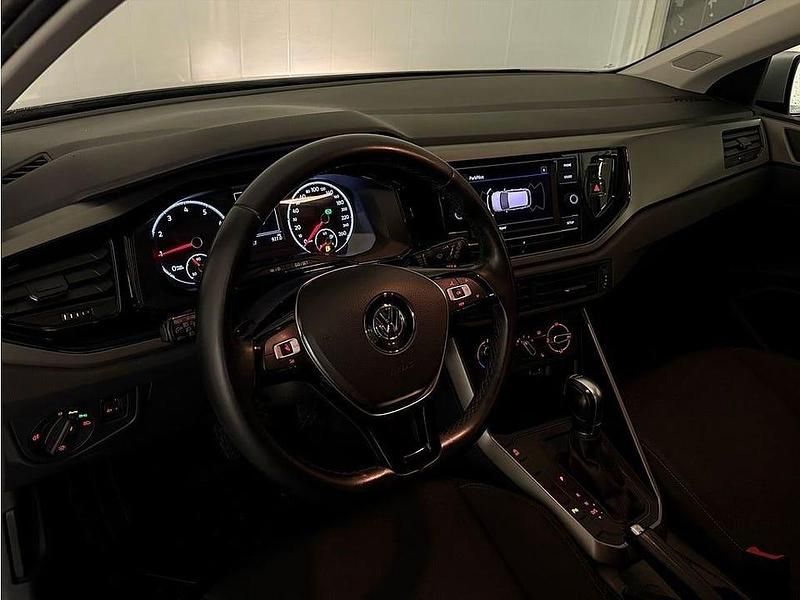 Begagnad VW Polo 95 HK (69 kW) 2019 Silver Halvkombi