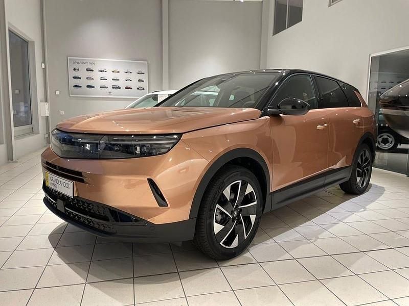 Brun Ny 2025 Opel Grandland X Ultimate SUV | 459 000 kr (Superpris) - Bild 1/4