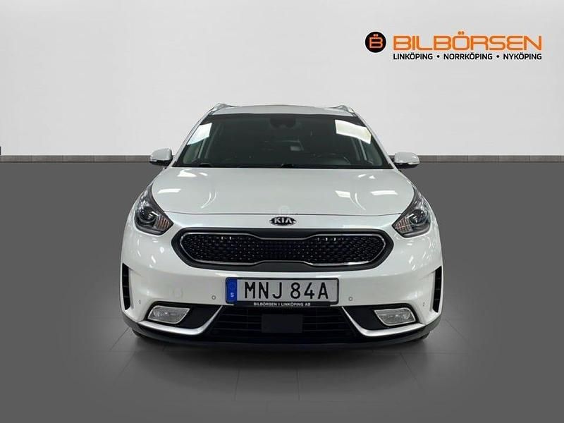 Begagnad Kia Niro Advance 105 HK (77 kW) 2019 Vit SUV