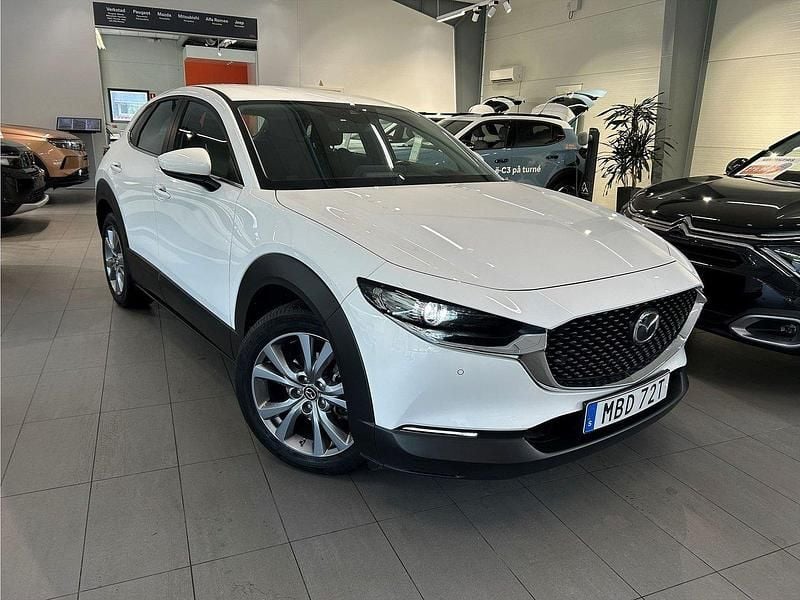 Arctic white Begagnad 2021 Mazda CX-30 Sky SUV | 229 900 kr (Marknadspris) - Bild 1/4