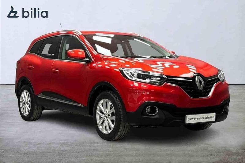 Röd Begagnad 2016 Renault Kadjar Zen SUV | 144 900 kr (Dyr) - Bild 1/1