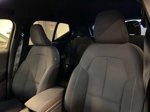 Begagnad Volvo XC40 299 kW (407 HK) 2023 Svart SUV