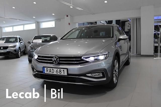 Begagnad 2023 VW Passat Alltrack Kombi | 349 500 kr (Bra pris) - Bild 1/4