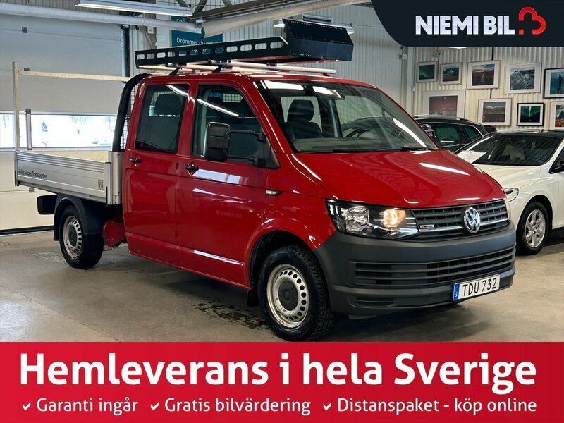 Röd Begagnad 2018 VW T6 Van | 259 900 kr (Dyr) - Bild 1/3