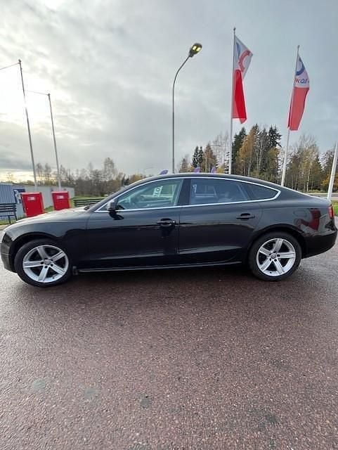Svart Begagnad 2011 Audi A5 Sportback Halvkombi | 85 000 kr (Bra pris) - Bild 1/4