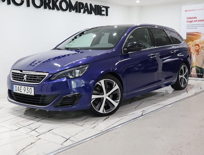 Mörkblå Begagnad 2015 Peugeot 308 GT Kombi | 114 900 kr (Marknadspris) - Bild 1/4