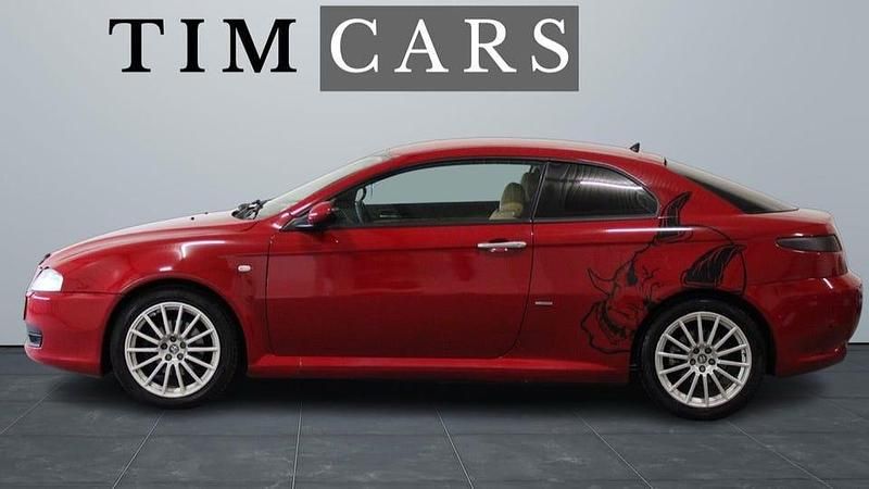 Begagnad Alfa Romeo GT Distinctive 166 HK (122 kW) 2006 Röd Sportkupé