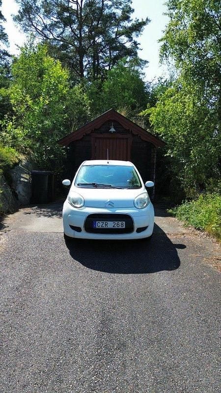 Begagnad Citroën C1 68 HK (50 kW) 2009 Vit Halvkombi