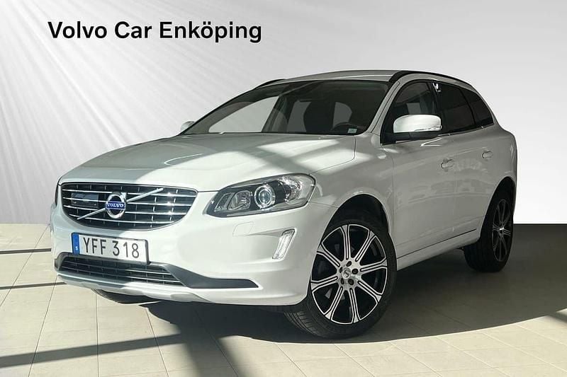Vit Begagnad 2016 Volvo XC60 Momentum SUV | 199 900 kr (Superpris) - Bild 1/4