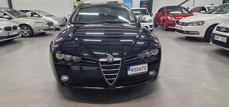Begagnad Alfa Romeo 159 185 HK (136 kW) 2006 Svart Sedan