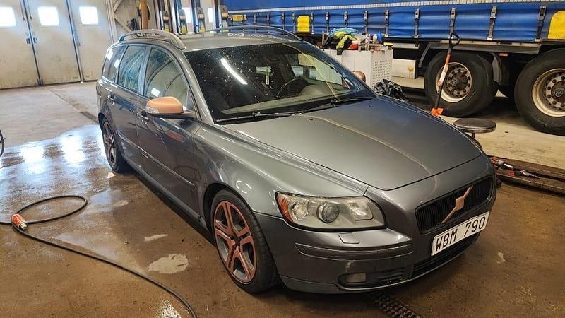 Begagnad Volvo V50 2005 Kombi