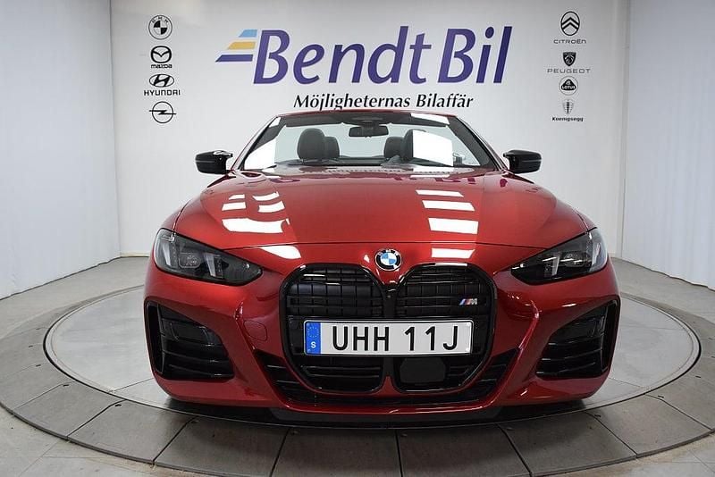 Begagnad BMW M440 M Sport 374 HK (275 kW) 2025 Röd Sedan
