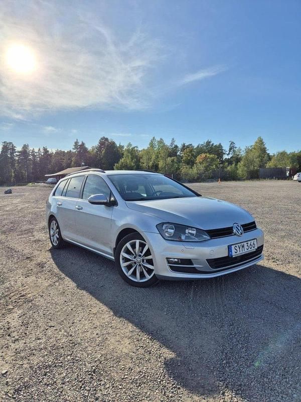 Silver Begagnad 2015 VW Golf VII GT Kombi | 119 000 kr (Marknadspris) - Bild 1/4