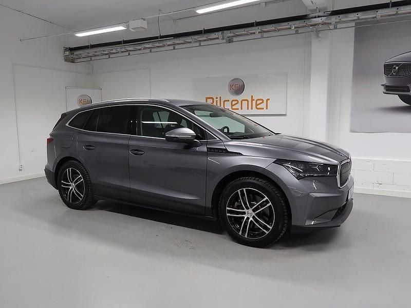 Begagnad Skoda Enyaq iV 150 kW (204 HK) 2022 Grå SUV