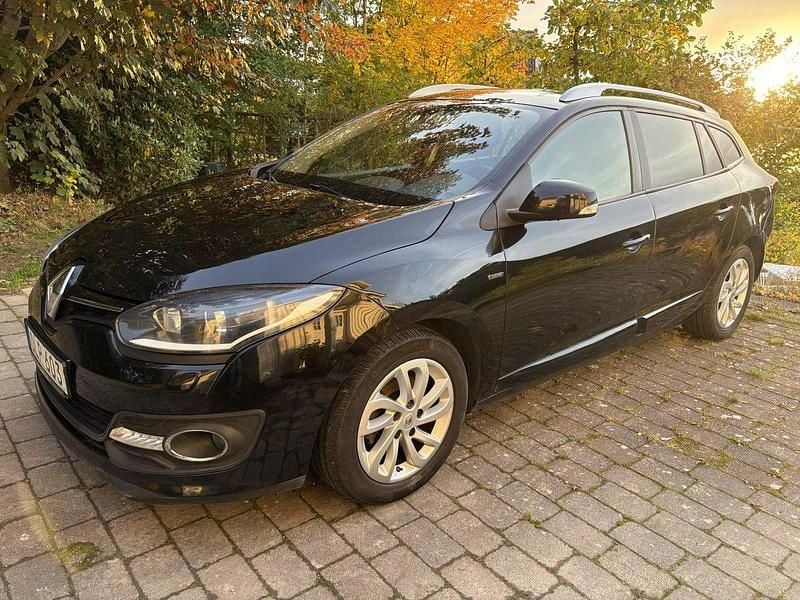 Svart Begagnad 2014 Renault Mégane GrandTour LIMITED Kombi | 48 000 kr (Bra pris) - Bild 1/4