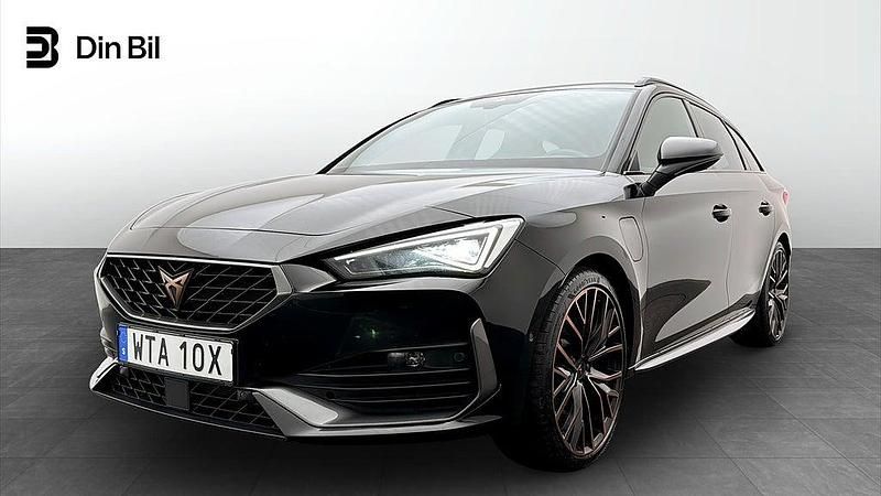 Svart Begagnad 2023 Cupra Leon VZ Kombi | 269 900 kr (Marknadspris) - Bild 1/4