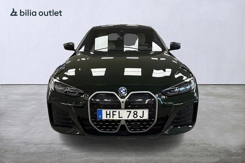 Begagnad BMW i4 M Sport 250 kW (340 HK) 2023 Grön Sedan