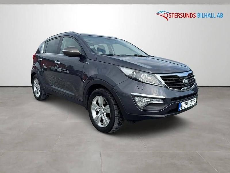 Grå Begagnad 2012 Kia Sportage SUV | 109 900 kr (Marknadspris) - Bild 1/4
