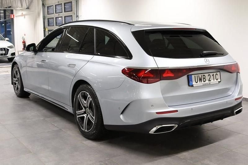 Begagnad Mercedes E220 AMG 197 HK (144 kW) 2025 Silver Kombi