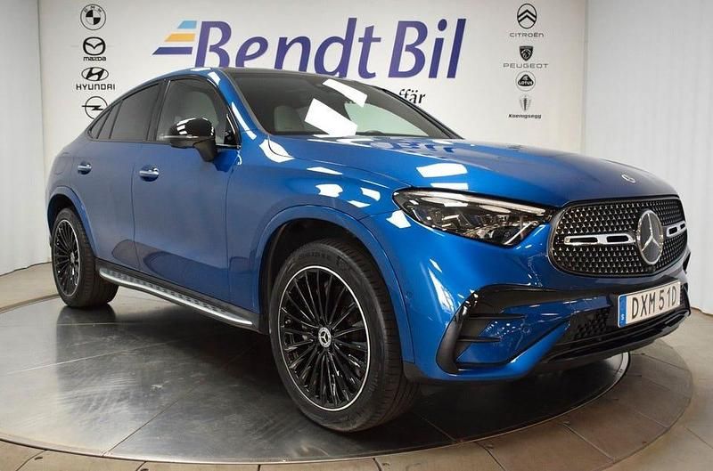 Blå Begagnad 2024 Mercedes E300 AMG line Sportkupé | 739 800 kr - Bild 1/3