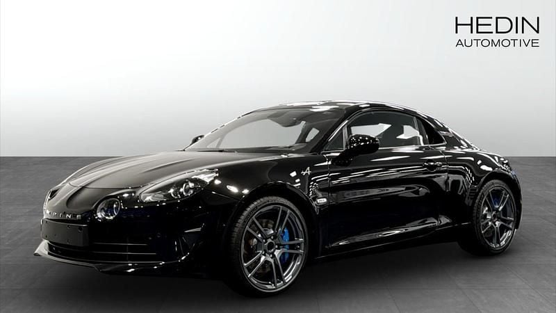 Svart (black) Ny 2024 Alpine A110 Sportkupé | 869 900 kr - Bild 1/4