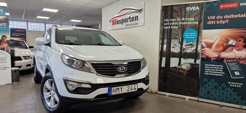 Vit Begagnad 2011 Kia Sportage EX SUV | 74 900 kr (Marknadspris) - Bild 1/4