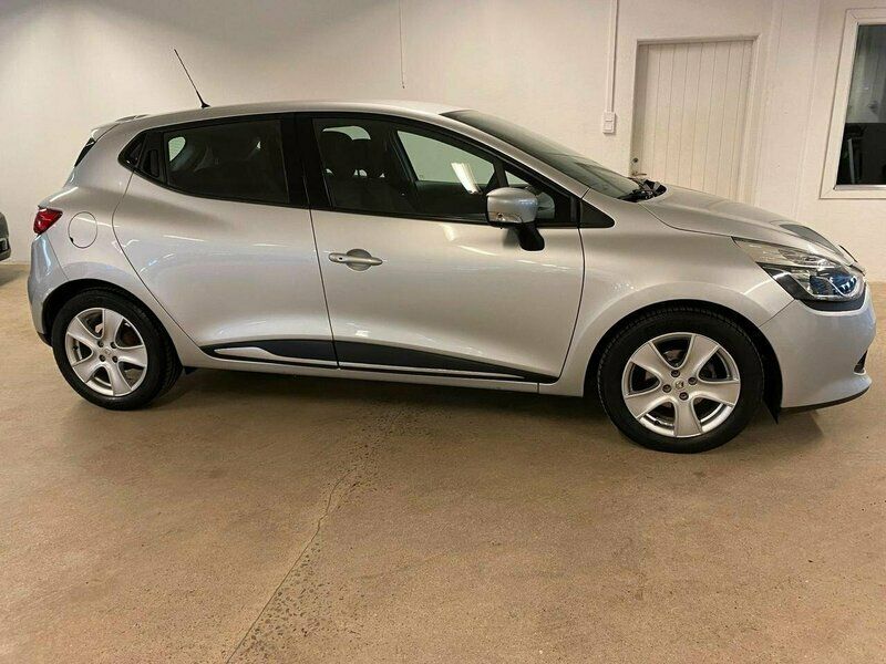 Såld Renault Clio IV Clio, begagnad 2014, 4 976 mil i KUNGSÖR