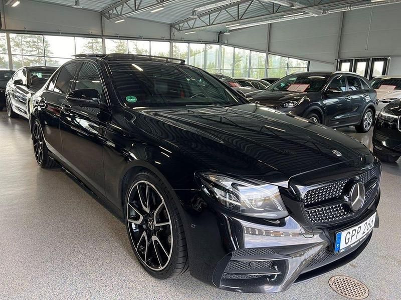 Svart Begagnad 2018 Mercedes E43 AMG AMG line Sedan | 399 900 kr (Bra pris) - Bild 1/3