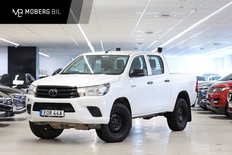 Vit Begagnad 2020 Toyota HiLux Pickup | 359 900 kr (Marknadspris) - Bild 1/3