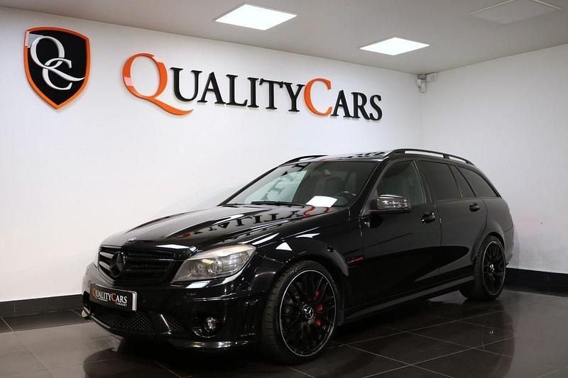 Svart Begagnad 2008 Mercedes C63 AMG AMG Kombi | 319 000 kr (Marknadspris) - Bild 1/4